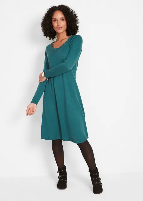 Pletené šaty s rozšiřujícím se střihem, bonprix