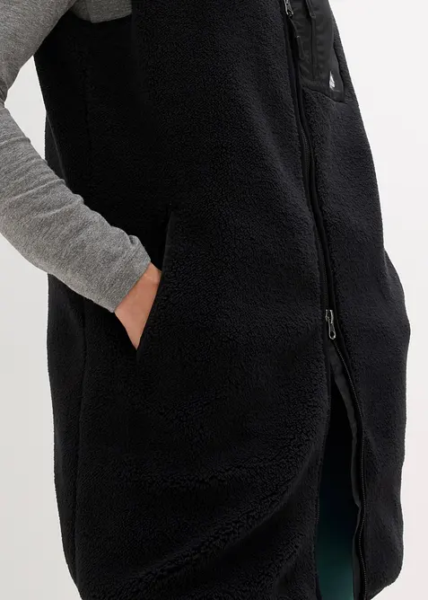 Vesta z medv&iacute;dkov&eacute;ho fl&iacute;su, bonprix