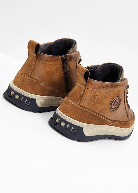 &Scaron;něrovac&iacute; kotn&iacute;kov&aacute; kožen&aacute; obuv značky Bugatti, Bugatti