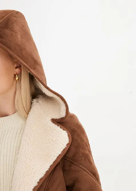 Bunda s kapucí, materiál shearling, bonprix