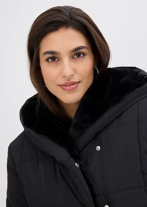 Pro&scaron;&iacute;van&aacute; bunda s umělou kože&scaron;inou, bonprix