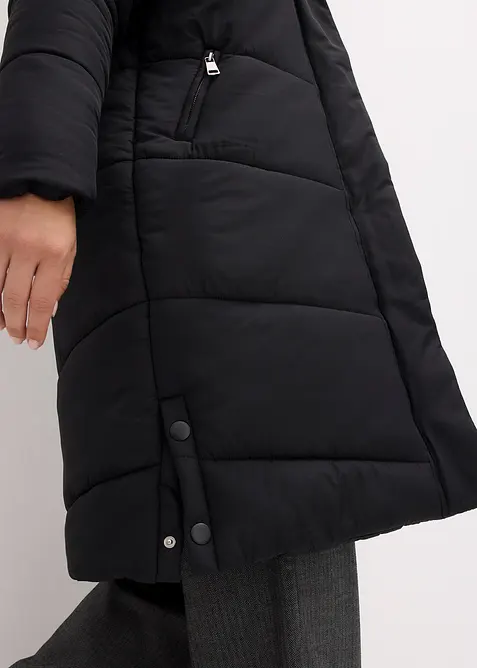 Pro&scaron;&iacute;van&yacute; kab&aacute;t s ply&scaron;ovou pod&scaron;&iacute;vkou v kapuci, bonprix