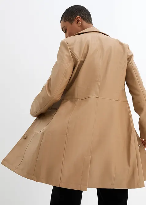 Lehk&yacute; kab&aacute;t z uměl&eacute; kůže s l&iacute;mcem s klopou, vypasovan&yacute;, bonprix