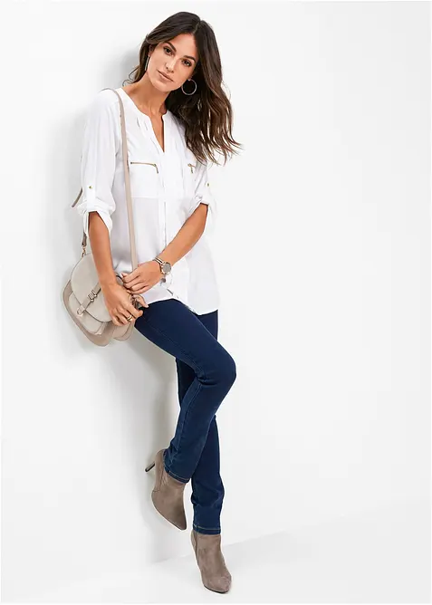 Tunikov&aacute; halenka ze spl&yacute;vav&eacute; visk&oacute;zy, bonprix