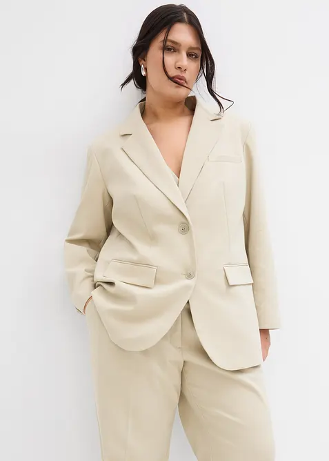 Oversize blejzr s lehk&yacute;mi ramenn&iacute;mi vycp&aacute;vkami, bonprix