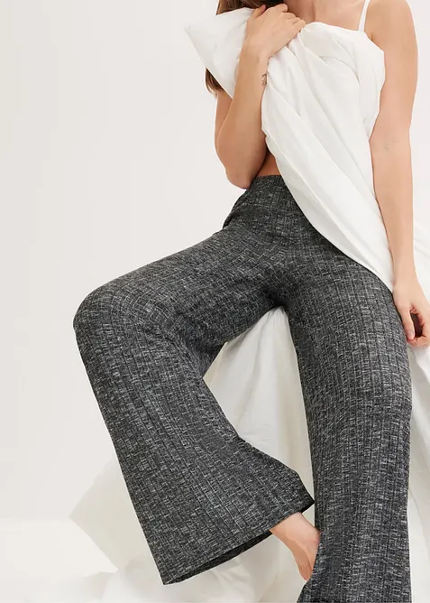 Dom&aacute;c&iacute; oděv z žebrov&eacute;ho materi&aacute;lu, oversized, bonprix