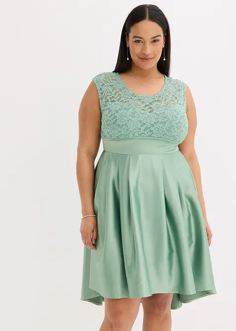 Šaty s delším zadním dílem, z lesklého saténu s krajkou, bonprix