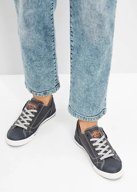 Tenisky značky Mustang, Mustang