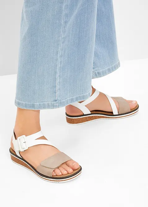 Sandály značky Rieker, Rieker