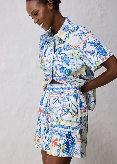 Šortky s podílem hedvábí, bonprix