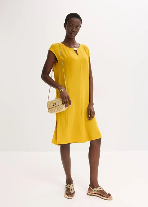 &Scaron;aty ze strukturovan&eacute;ho materi&aacute;lu, bonprix