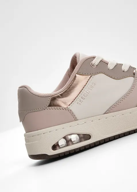 Tenisky značky Skechers, Skechers