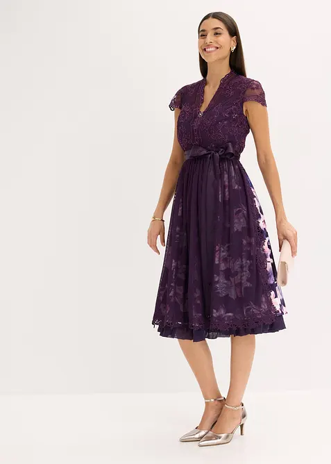 Kroj ve stylu dirndl, s výšivkou a sametovou sukní (2dílná souprava), bonprix