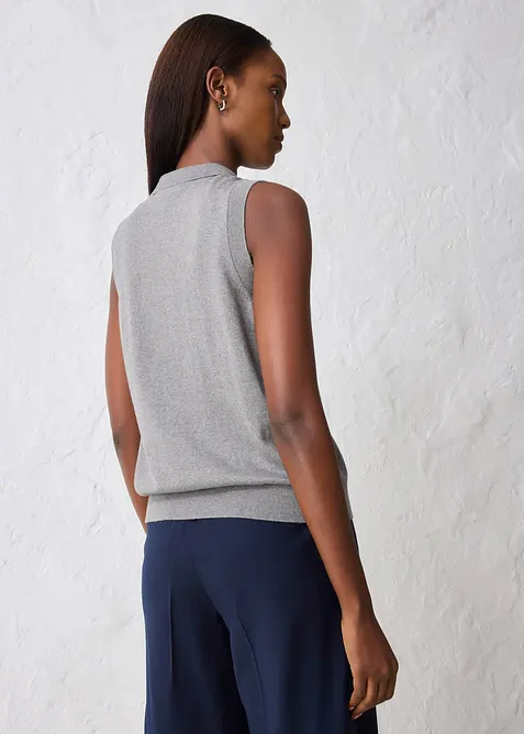 Top z jemného úpletu, s podílem hedvábí a pólo límečkem, bonprix