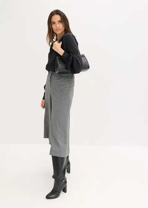 Saténová halenka s krajkovými prýmky, bonprix