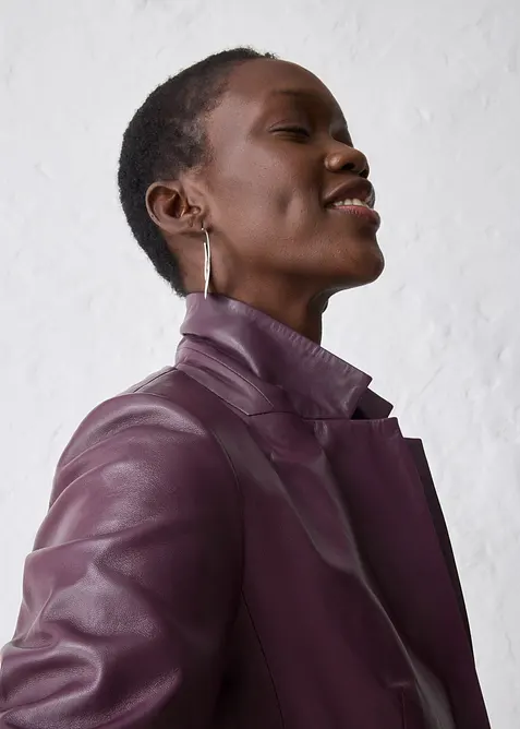 Blejzr z jehněč&iacute; kůže nappa, bonprix