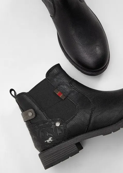 Boty Chelsea značky Mustang, Mustang