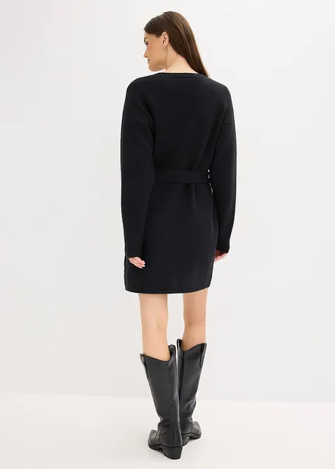 Krátké pletené šaty s podílem měkké vlny a s páskem, bonprix