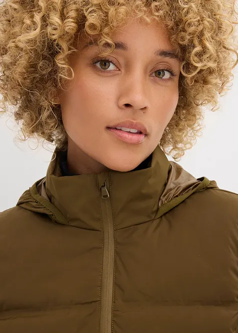 Prošívaná bunda, velmi lehká imitace prachového peří, bonprix