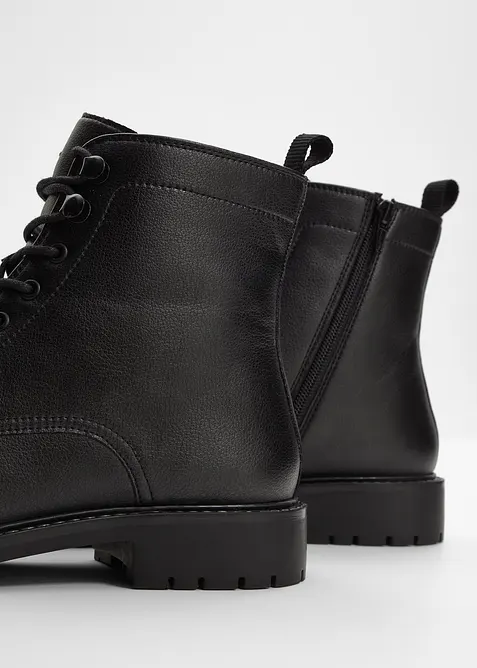 &Scaron;něrovac&iacute; kotn&iacute;kov&eacute; boty s profilovanou podr&aacute;žkou, bonprix