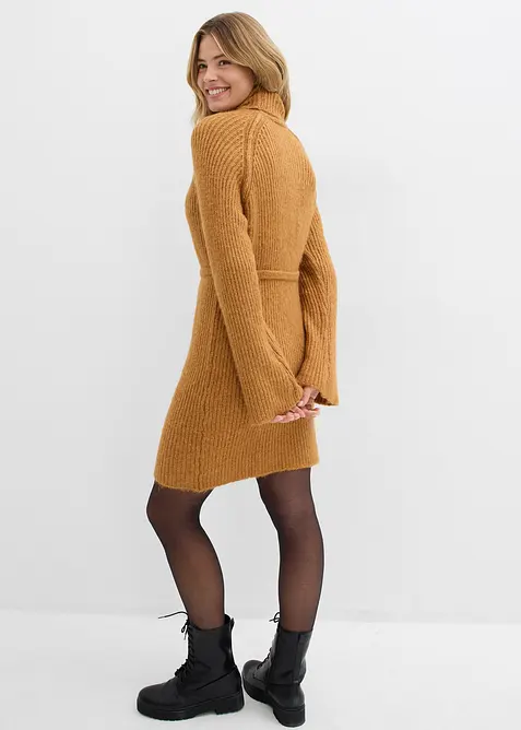 Krátké žebrované pletené šaty s rolákem, bonprix