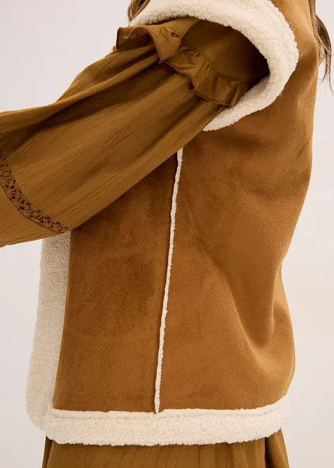 Vesta z uměl&eacute; jehněč&iacute; kože&scaron;iny, bonprix