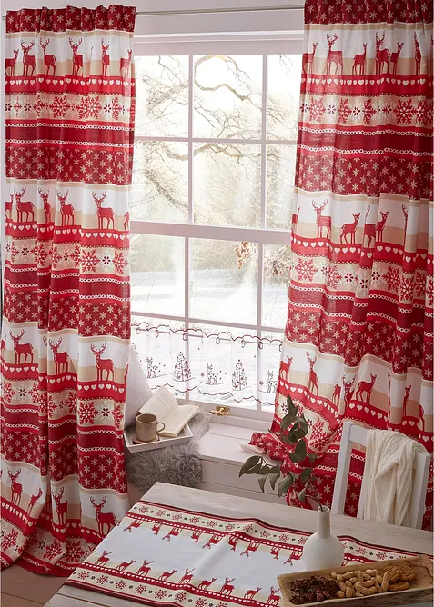 Vitr&aacute;žkov&aacute; z&aacute;clona s vy&scaron;it&yacute;mi v&aacute;nočn&iacute;mi stromečky, bonprix