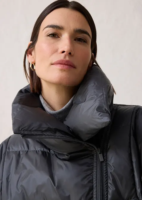Péřová bunda s recyklovaným prachovým peřím, voděodolná, bonprix
