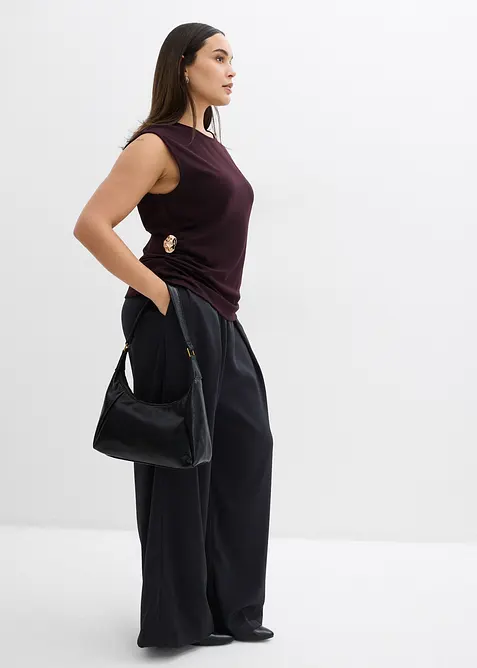 Krepov&yacute; top s ozdobnou přezkou, bonprix