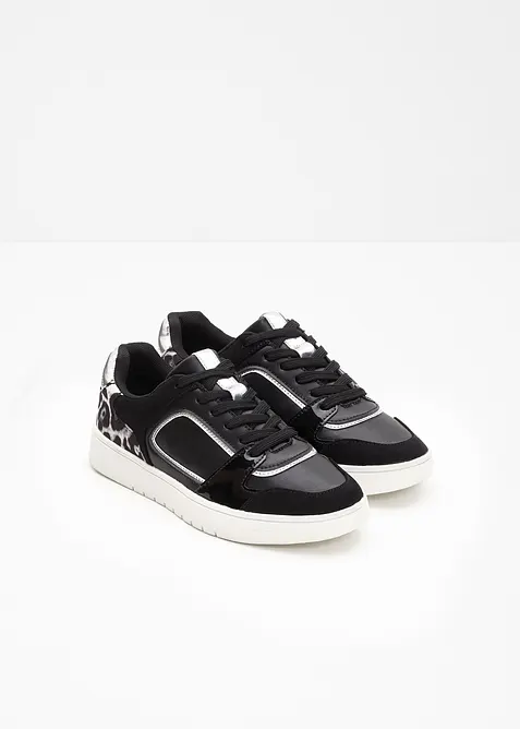 Tenisky s detaily se zvířecím vzorem, bonprix