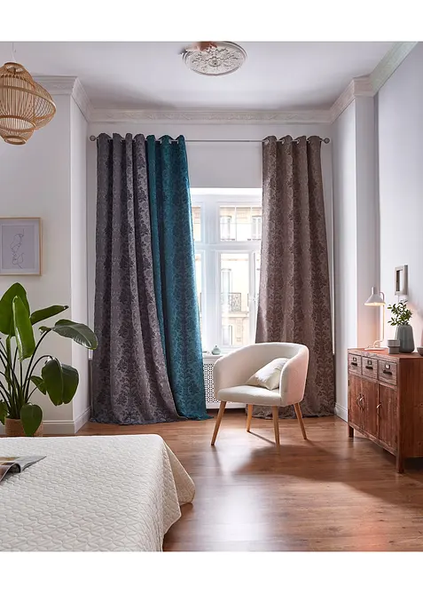 Zatemňovac&iacute; z&aacute;věs, v mnoha velikostech (1 ks v balen&iacute;), bonprix