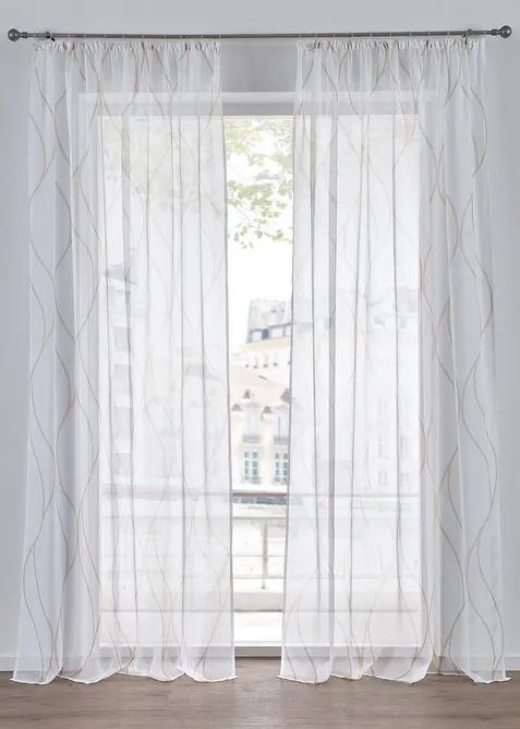 Z&aacute;clona s vlnami, tak&eacute; extra dlouh&aacute; (1 ks v balen&iacute;), bonprix