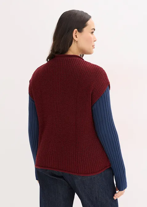 Pleten&aacute; vesta s kapsami, bonprix