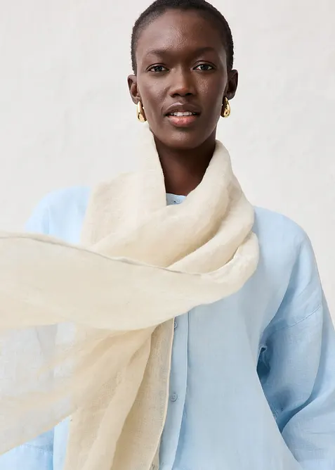 Letn&iacute; lněn&yacute; &scaron;&aacute;l, bonprix