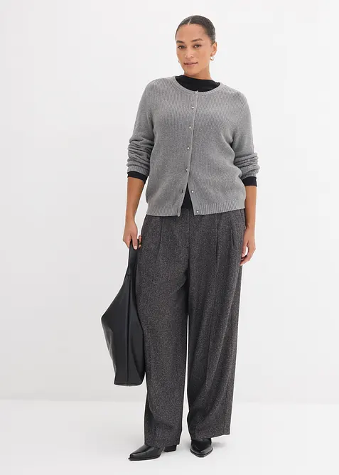 Pleten&yacute; kab&aacute;tek s ozdobn&yacute;mi knofl&iacute;ky, z vlněn&eacute; směsi, bonprix