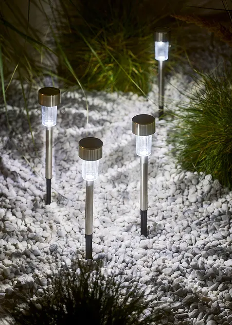 Sol&aacute;rn&iacute; dekorativn&iacute; sv&iacute;tidlo pro osvětlen&iacute; cesty (4 ks v balen&iacute;), bonprix