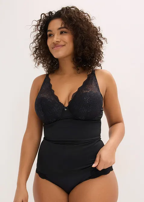 Stahovac&iacute; top s vyztuženou podprsenkou a krajkou, středn&iacute; tvaruj&iacute;c&iacute; efekt, bonprix