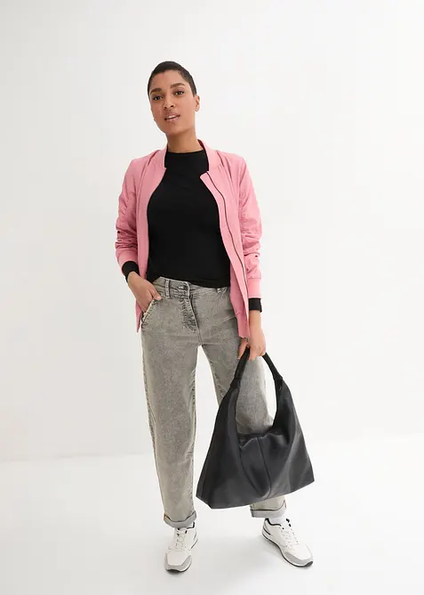 Dž&iacute;ny se sepr&aacute;n&iacute;m ve vzhledu Vintage, bonprix