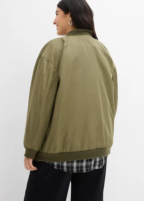 &Scaron;irok&aacute; leteck&aacute; bunda s pod&scaron;&iacute;vkou s leopard&iacute;m vzorem, bonprix