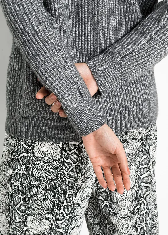 Oversize svetr s knoflíky, bonprix