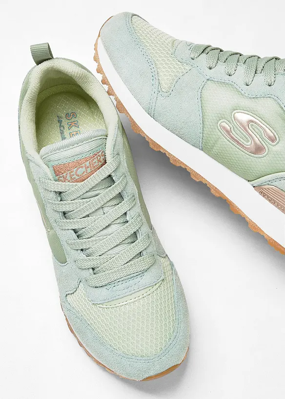 Tenisky s paměťovou pěnou značky Skechers, Skechers