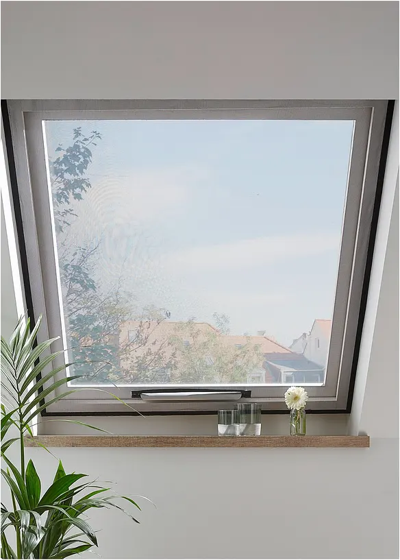 S&iacute;ť proti hmyzu pro stře&scaron;n&iacute; okna, bonprix