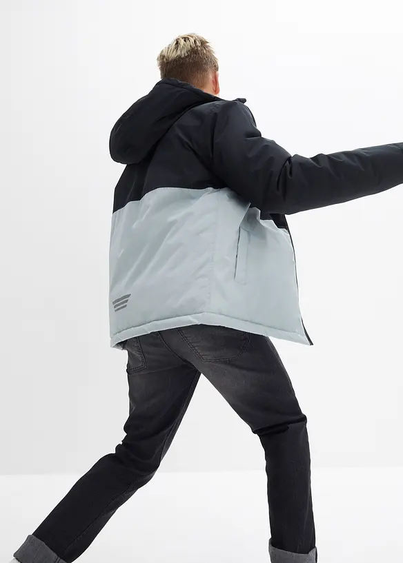 Nepromokavá zimní bunda s barevnými bloky a s kapucí, bonprix