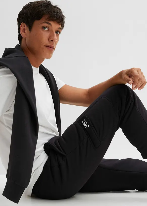 Jeggings kalhoty s cargo kapsami a medvídkovou podšívkou, bonprix