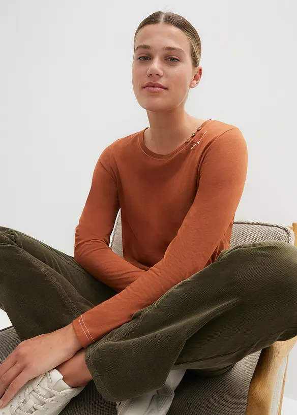 Triko s dlouh&yacute;m ruk&aacute;vem a ozdobn&yacute;mi knofl&iacute;ky, bonprix