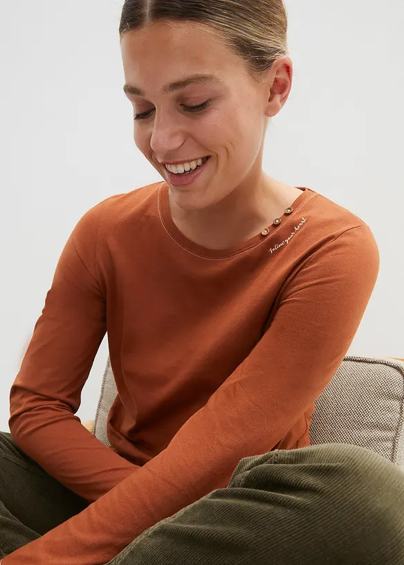 Triko s dlouh&yacute;m ruk&aacute;vem a ozdobn&yacute;mi knofl&iacute;ky, bonprix