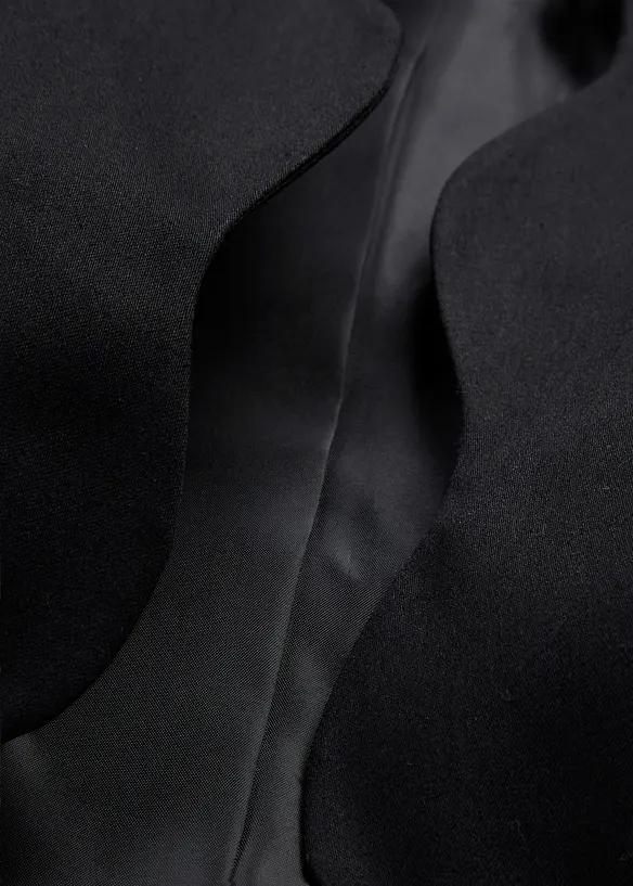 Bolero se zvlněným okrajem, bonprix