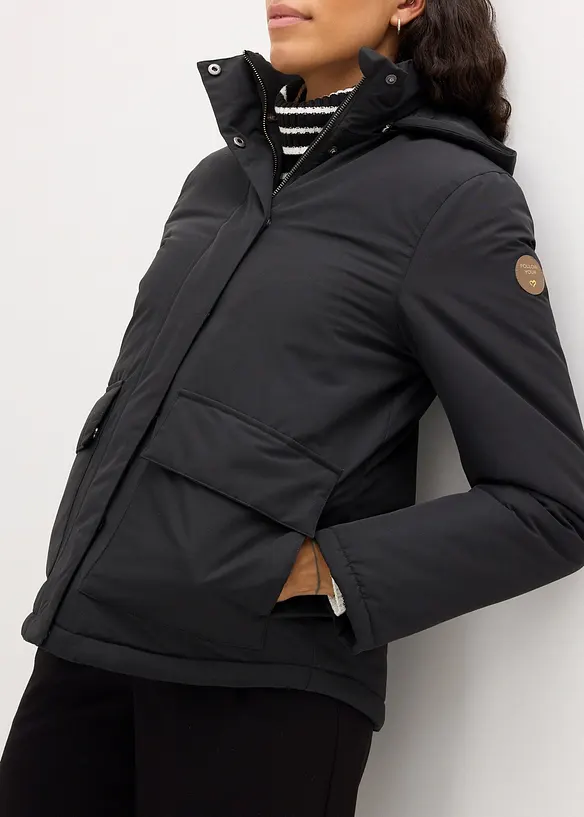 Zimní bunda s nakládanými kapsami, bonprix