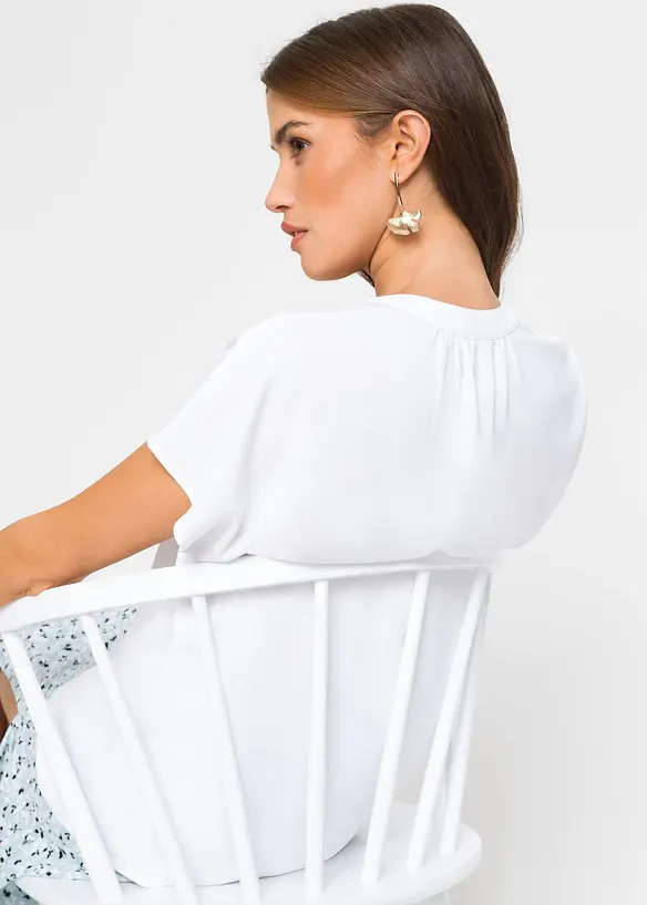 Halenka se skrytou knoflíkovou légou, krátký rukáv, bonprix