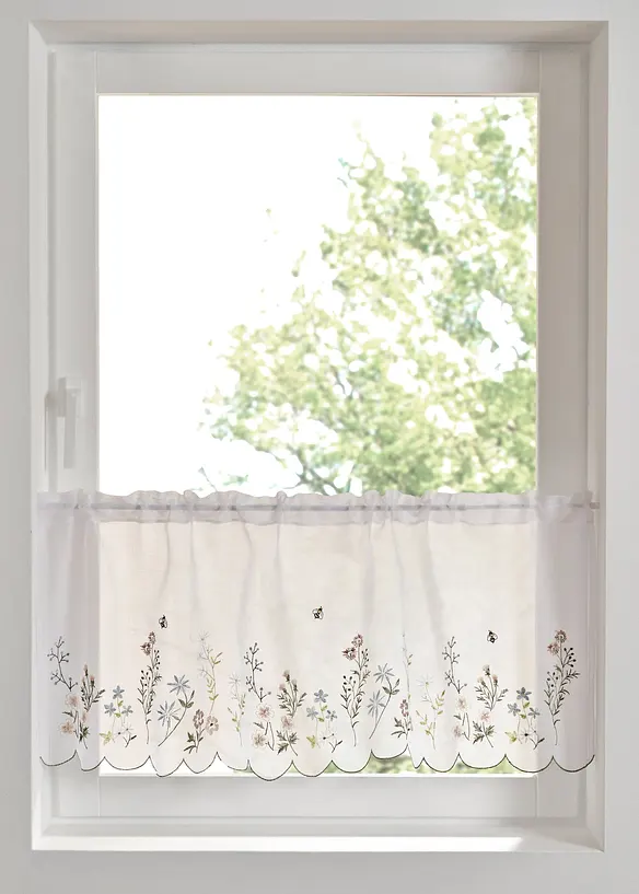 Vitr&aacute;žkov&aacute; z&aacute;clona s vy&scaron;it&yacute;mi květy, bonprix